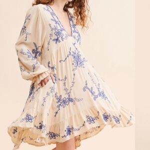 Free People Estella Embroidered Mini Dress in Ivory w Blue Embroidery Size M